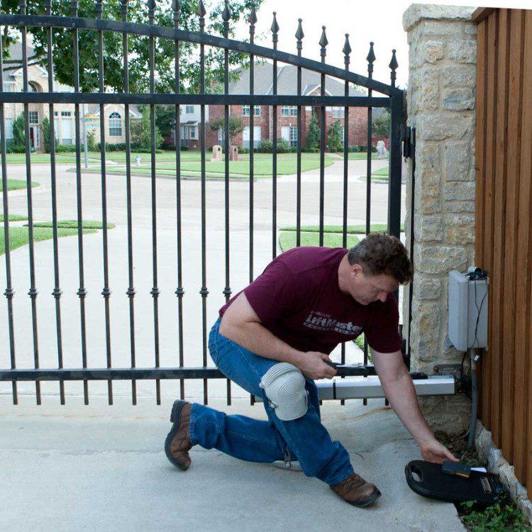 Garage door and gate services in Plano, TX Garage door and gate services in Plano, TX