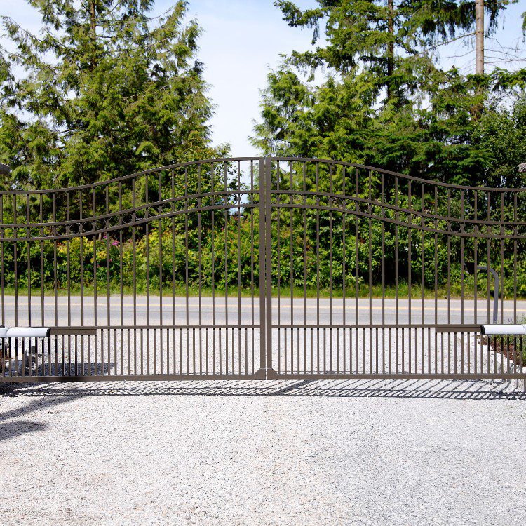 Garage door and gate services in Plano, TX
