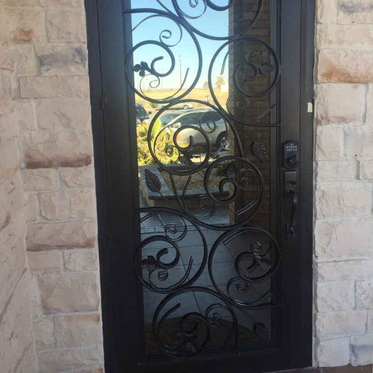 Garage door and gate services in Plano, TX
