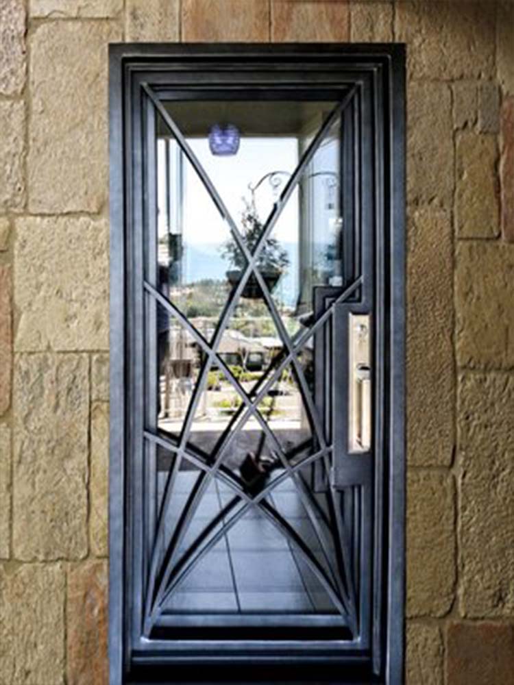 Garage door and gate services in Plano, TX